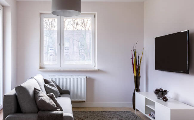 8 Tips to Maximize a Small Living Area (1)